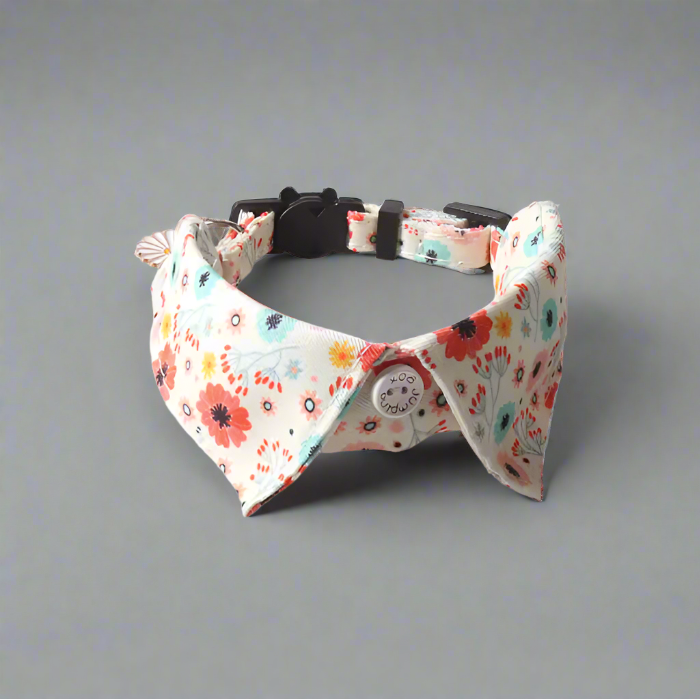 White-floral-pet-collar